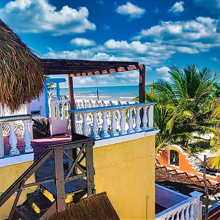 Beachfront Casa Maya Lodge 엘 쿠요 외부 사진
